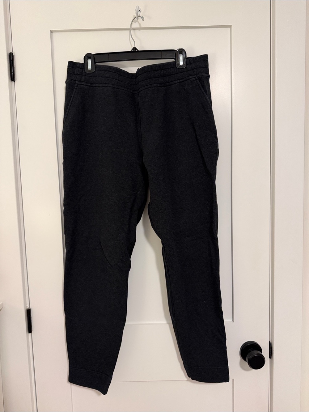 Kit and Ace men's black technical pants/sweatpants